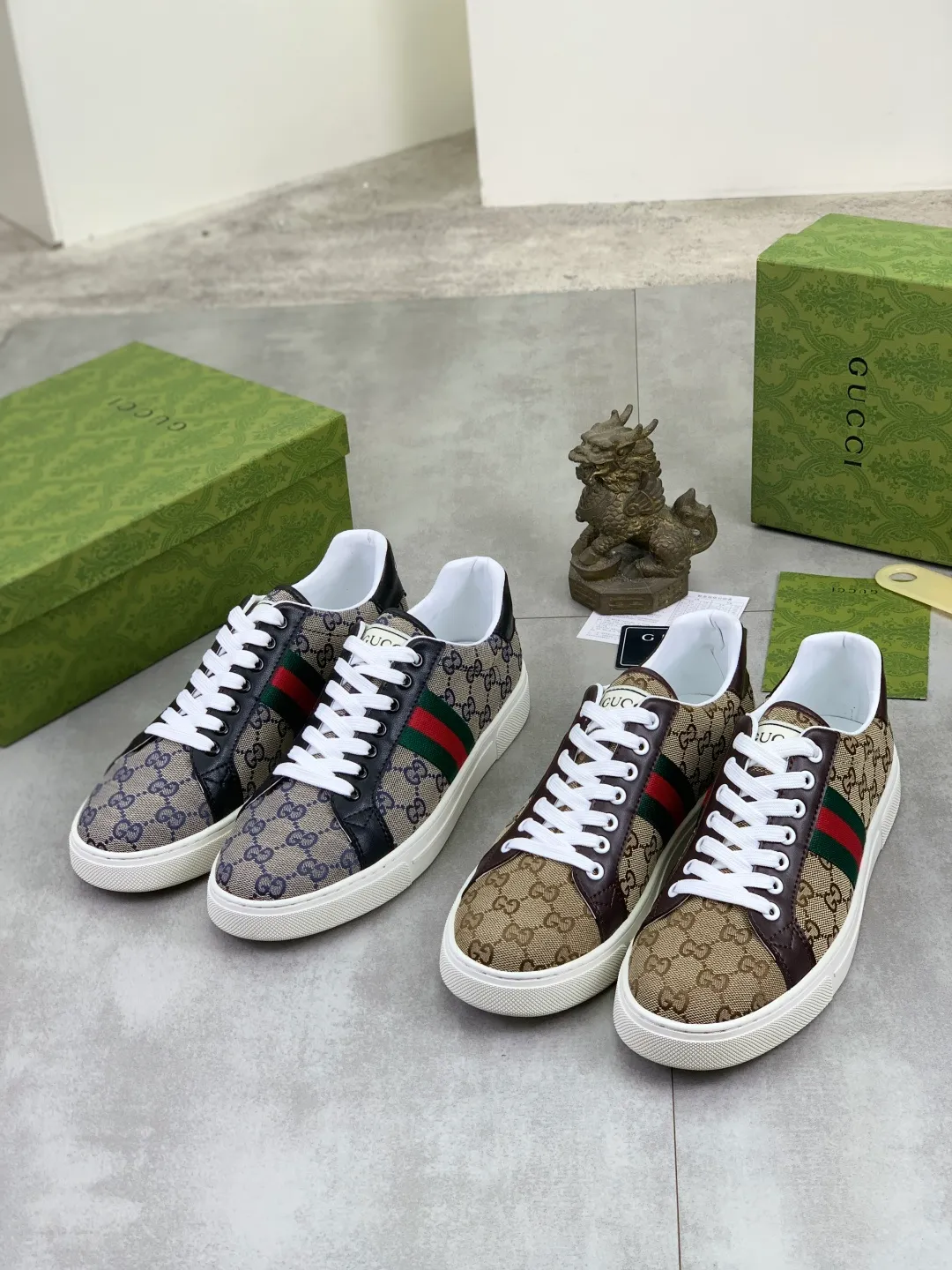 Men's men's shoes P400💰【New style】🆘 The latest model from Gucci's official website🎁Classic casual and fashionable men's shoes👟Hot style💥The style is simple and elegant, exclusive for trendy men. Unique official website's latest brand elements👑Gucci original decoration, fashionable and generous, the fabric is made of original soft calfskin➕Comfortable soft sheepskin lining ✅The official website specifies wear-resistant rubber outsole_full of elasticity, classic model taken in real life🎬Color: 2️⃣colors available😍Number: 38-44